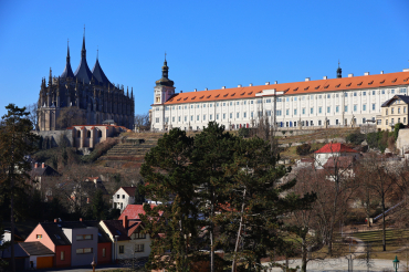 HISTORYCZNA KUTNA HORA Z LISTY UNESCO - KAPLICA CZASZEK W SEDLCU