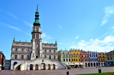 NIEZWYKŁY UROK ŚCIANY WSCHODNIEJ